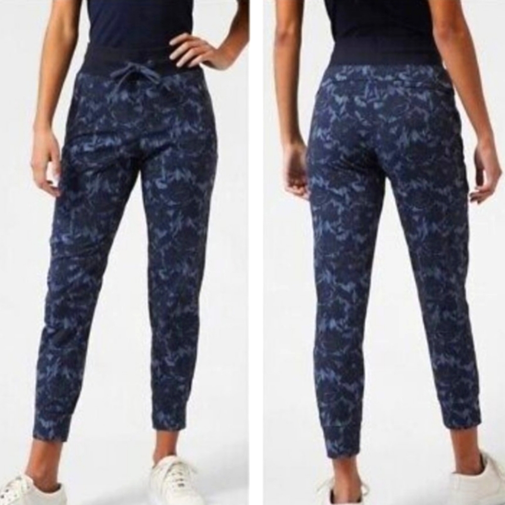 Athleta Trekkie North jogger pants blue floral